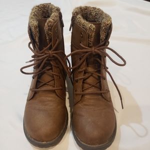 Wonder Nation size 1 Girl's boots